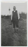 11: Unidentified Nuu-chah-nulth man, Port Alberni, circa 1910s