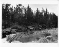 A058: En route on Berens River, above Moose Falls, Manitoba, circa 1930s