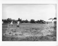 A328: Treaty Day games for young people, races, Pikangikum, Ontario, 1940