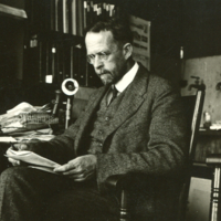 T. H. Morgan in lab.