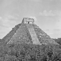 Mayan temple, pyramid